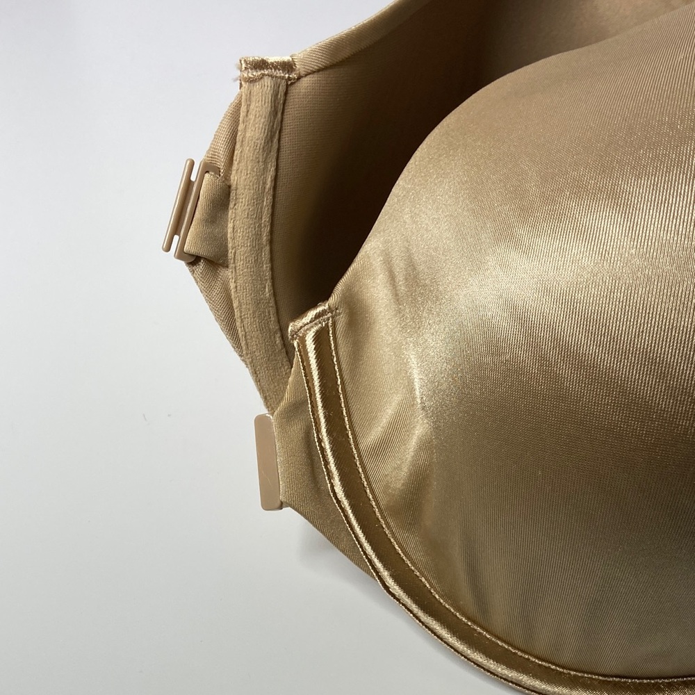 Elegant Tan Front Closure Women's Bra - Picture 4 of 6